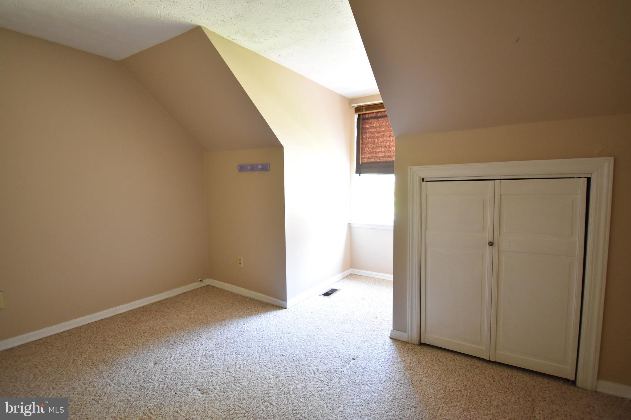 2718 Parallel Path Abingdon, MD 21009 - Photo 16 of 29 Gallery Image 16