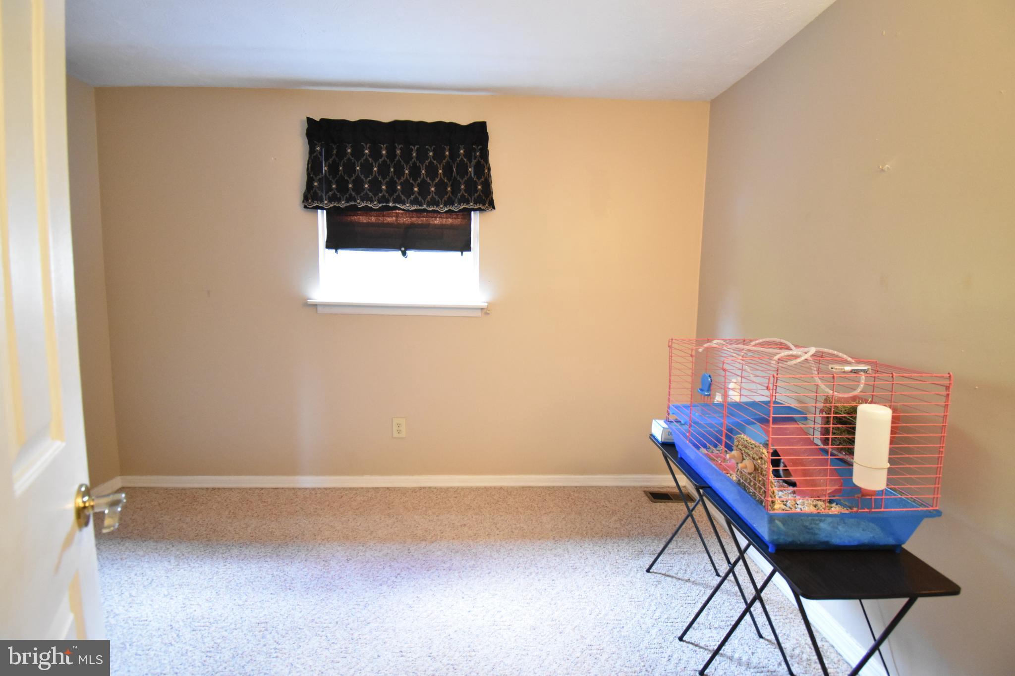 2718 Parallel Path Abingdon, MD 21009 - Photo 17 of 29 Gallery Image 17