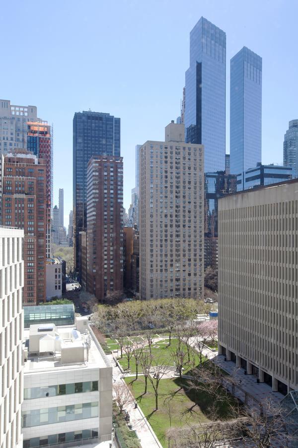 161 West 61st Street, Unit 16F Manhattan, NY 10023 - Photo 5 of 19