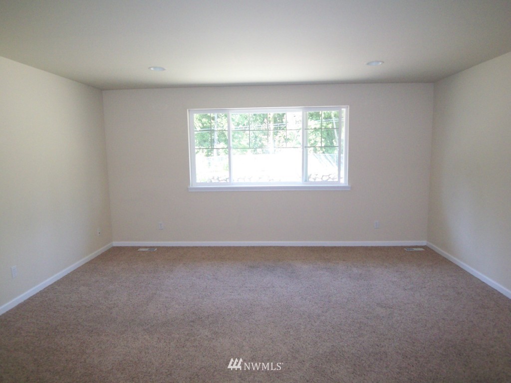 23315 27th Avenue Southeast Bothell, WA 98021 - Photo 9 of 15