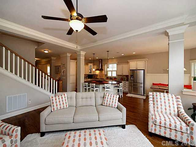803 Harvest Pointe Drive Fort Mill, SC 29708 - Photo 7 of 16 a living room with furniture