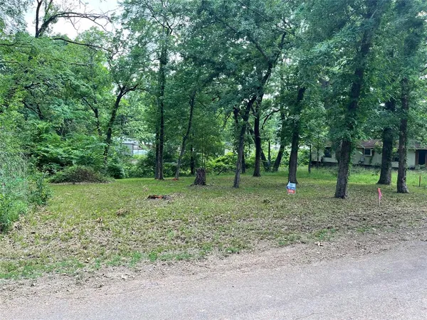 $25,000 | 185 Natchez Drive, Mabank, TX 75156