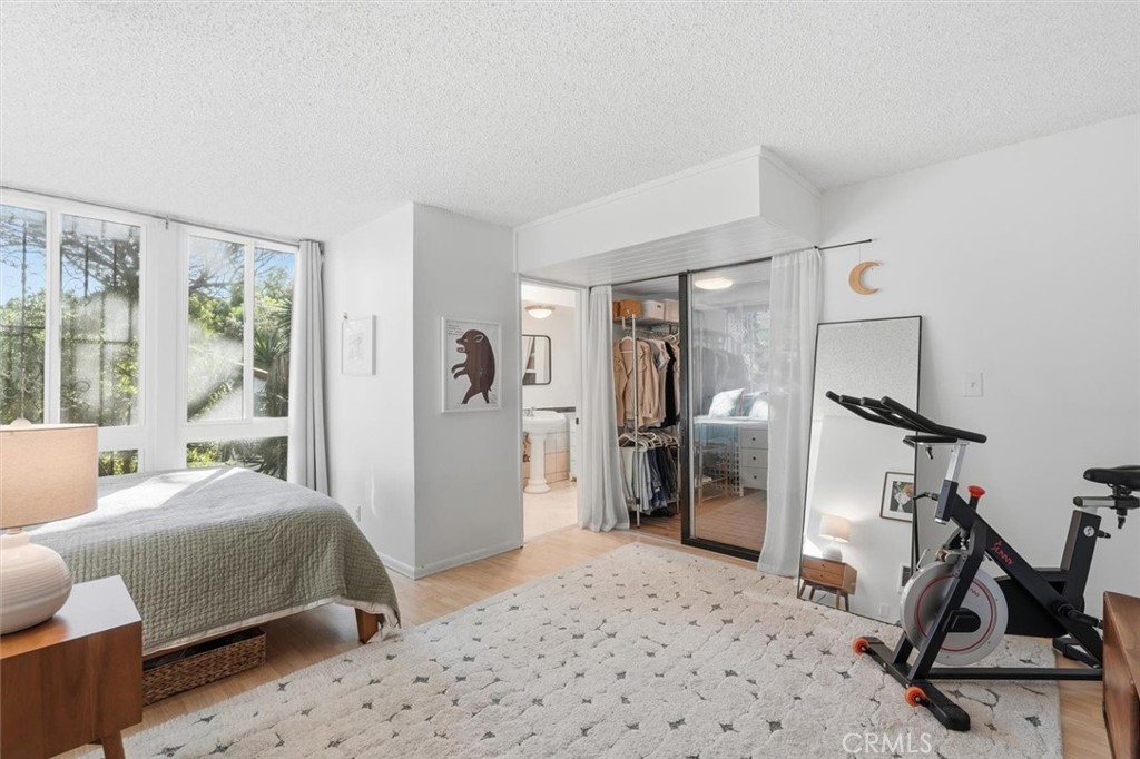 5658 Ravenspur Drive, Unit 208 Rancho Palos Verdes, CA 90275 - Photo 31 of 58 Primary bedroom