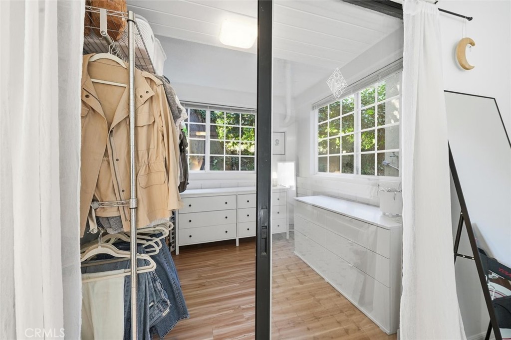 5658 Ravenspur Drive, Unit 208 Rancho Palos Verdes, CA 90275 - Photo 34 of 58 Primary bedroom closet