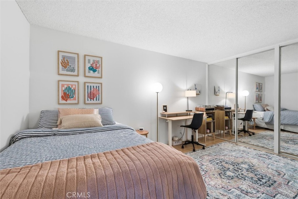 5658 Ravenspur Drive, Unit 208 Rancho Palos Verdes, CA 90275 - Photo 39 of 58 2 of 3 upstair bedrooms