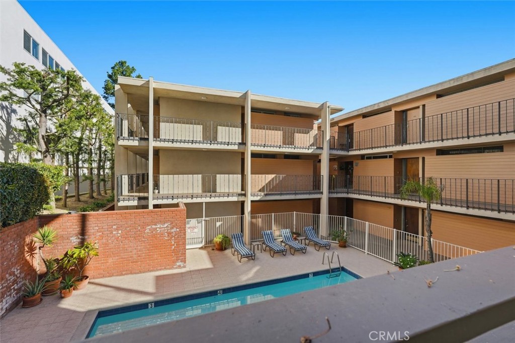 5658 Ravenspur Drive, Unit 208 Rancho Palos Verdes, CA 90275 - Photo 52 of 58 View from community deck