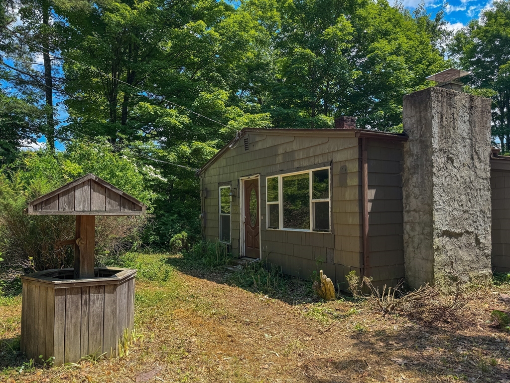 332 Batchelor Street Granby, MA 01033 - Photo 26 of 33