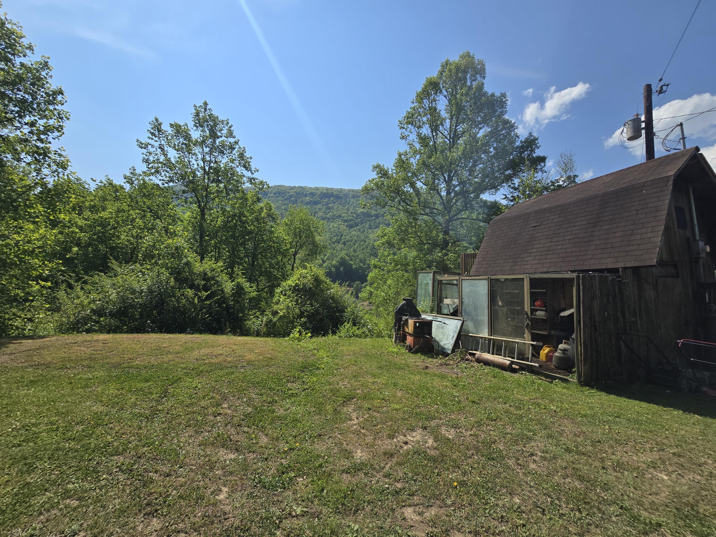 391 Rose Road Pineville, KY 40977 - Photo 19 of 32 20260424_112626