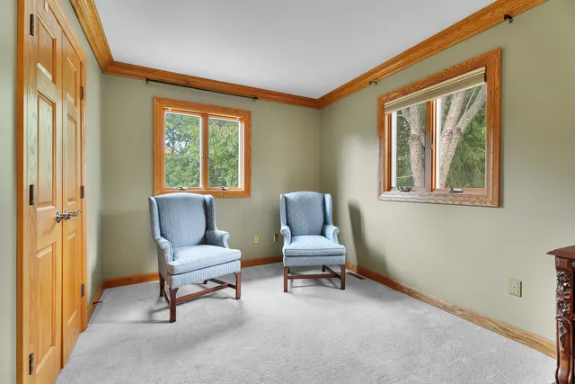 $779,900 | 1907 Cherry Valley Road, Woodstock, IL 60098