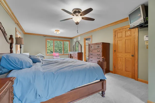 $779,900 | 1907 Cherry Valley Road, Woodstock, IL 60098