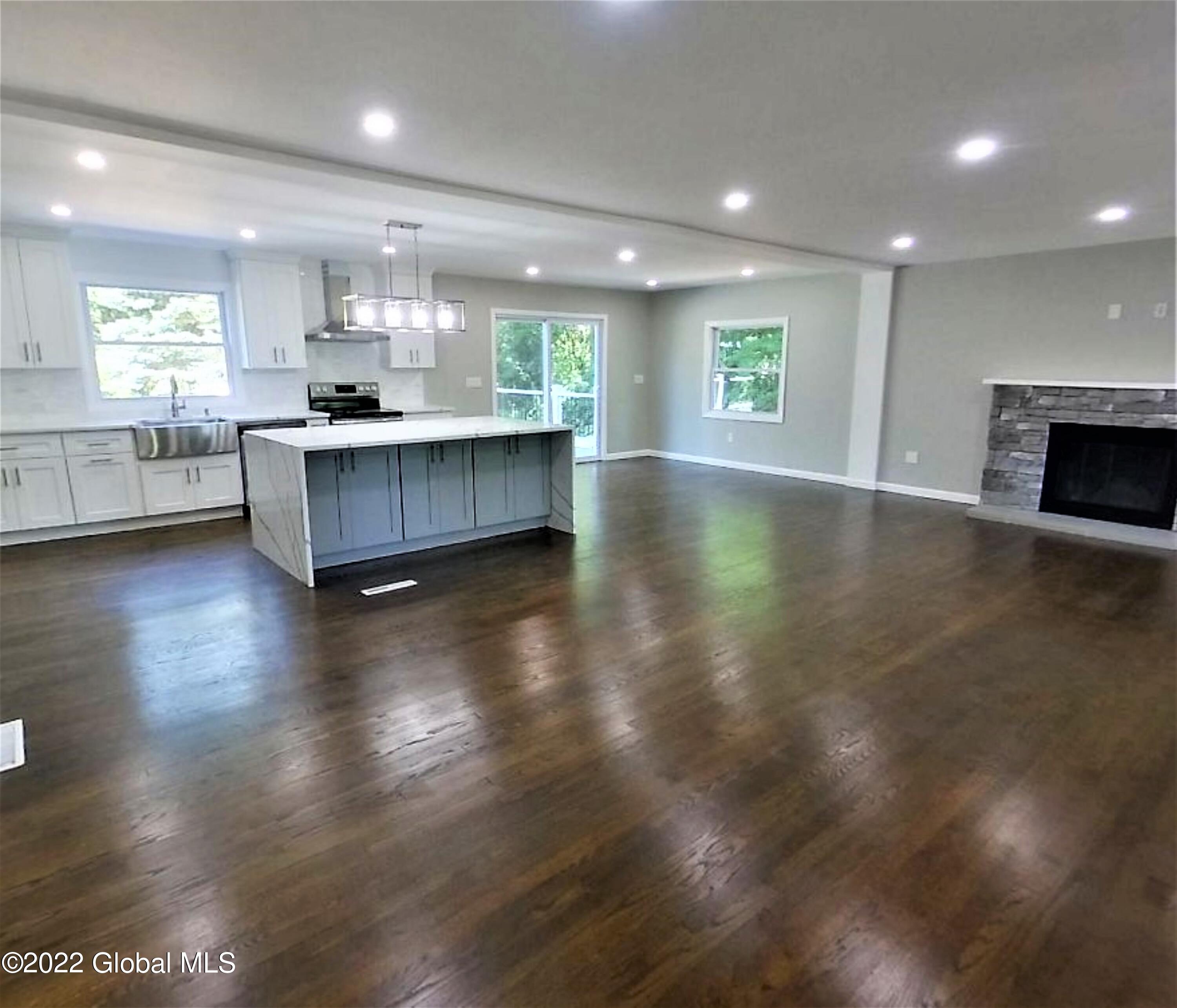 38 Nott Road Rexford, NY 12148 - Photo 4 of 37 B_Entry_2a (Custom)