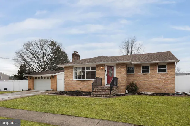 $425,000 | 105 Kentucky Avenue, Hamilton, NJ 08619