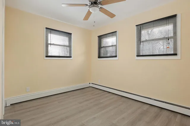 $425,000 | 105 Kentucky Avenue, Hamilton, NJ 08619