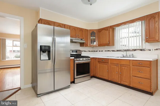 $425,000 | 105 Kentucky Avenue, Hamilton, NJ 08619