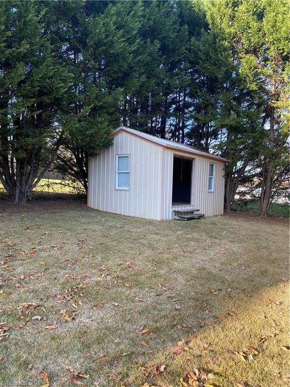 1160 Red Brush Road Mount Airy, NC 27030 - Photo 35 of 37 Gallery Image 35