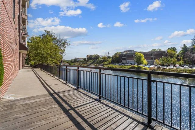 $524,900 | 52 Main Street, Unit 402, Nashua, NH 03064