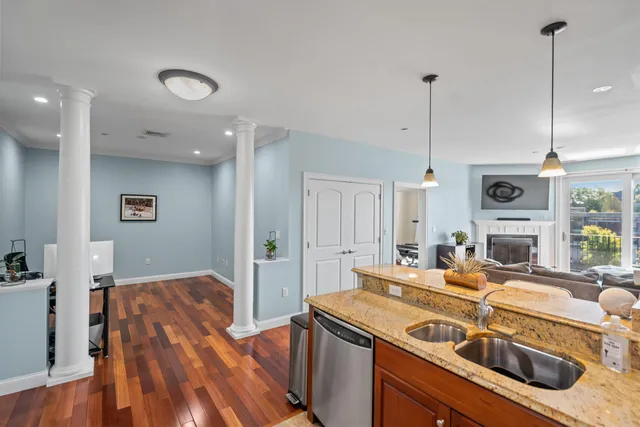 $524,900 | 52 Main Street, Unit 402, Nashua, NH 03064