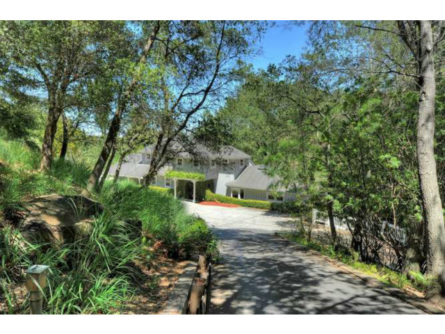 15670 Peach Hill Road Saratoga, CA 95070 - Photo 2 of 25 a view of a outdoor space