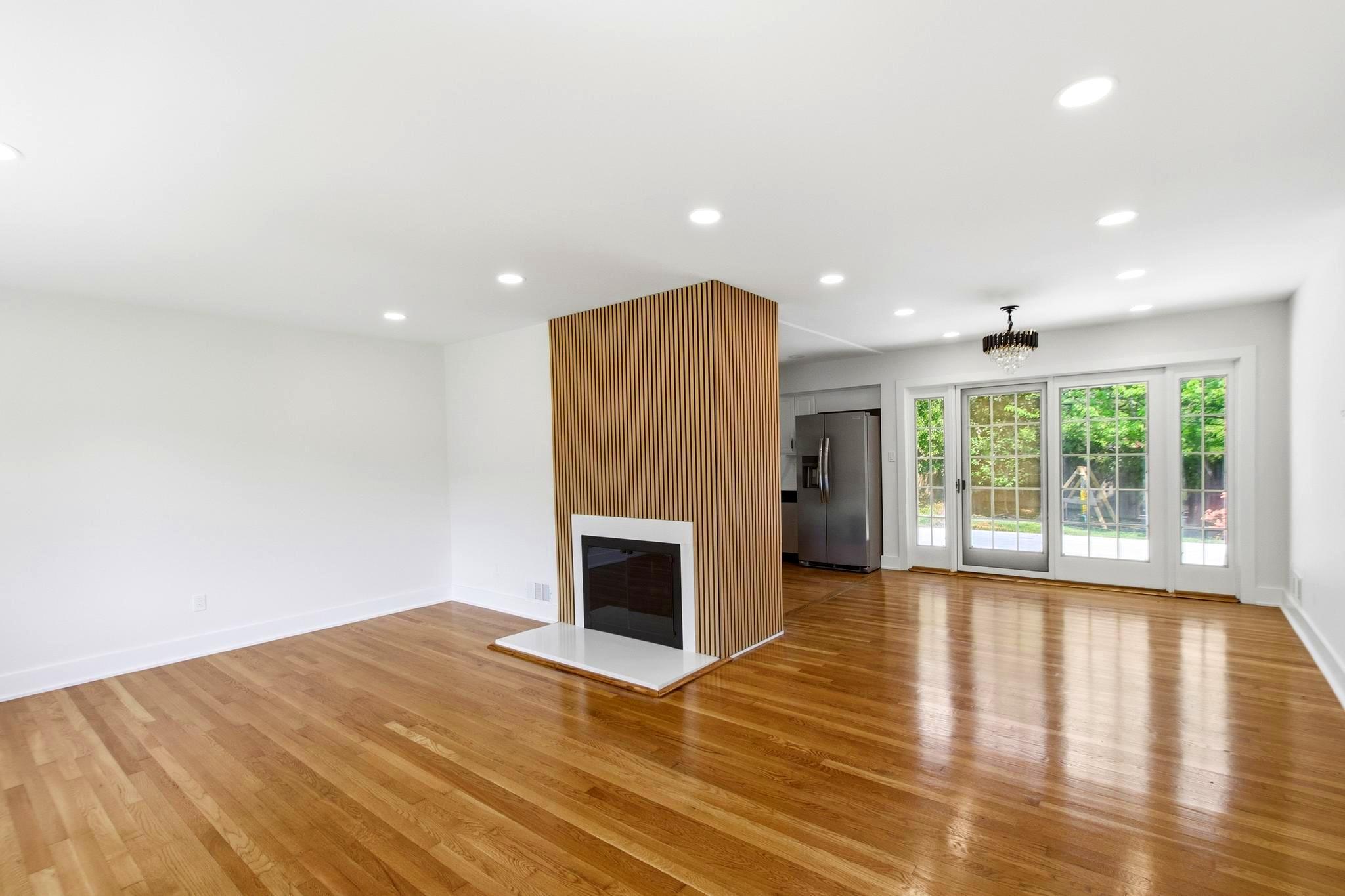 7708 Jansen Drive Springfield, VA 22152 - Photo 4 of 51 Living Area