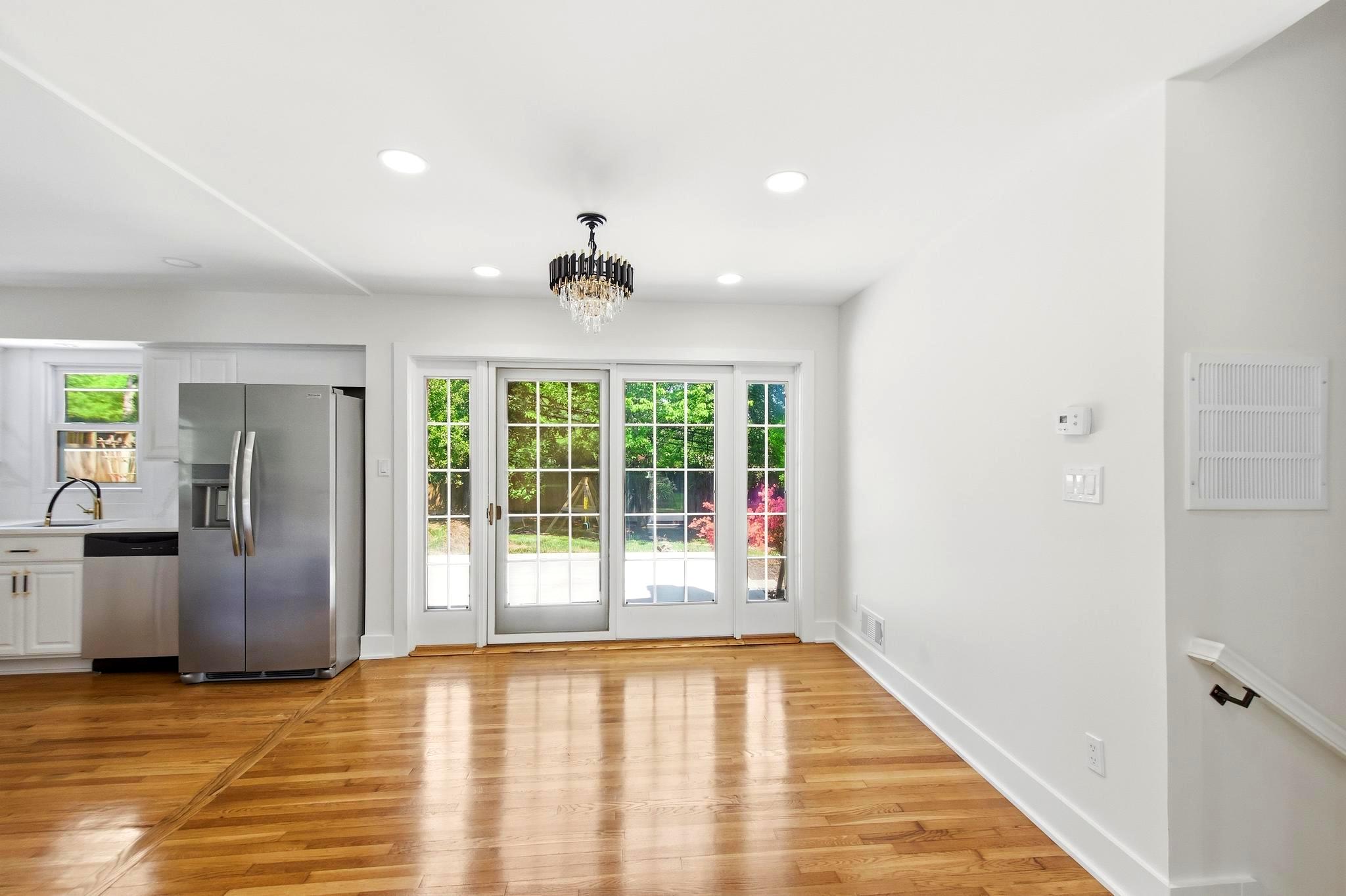 7708 Jansen Drive Springfield, VA 22152 - Photo 9 of 51 Dining Area