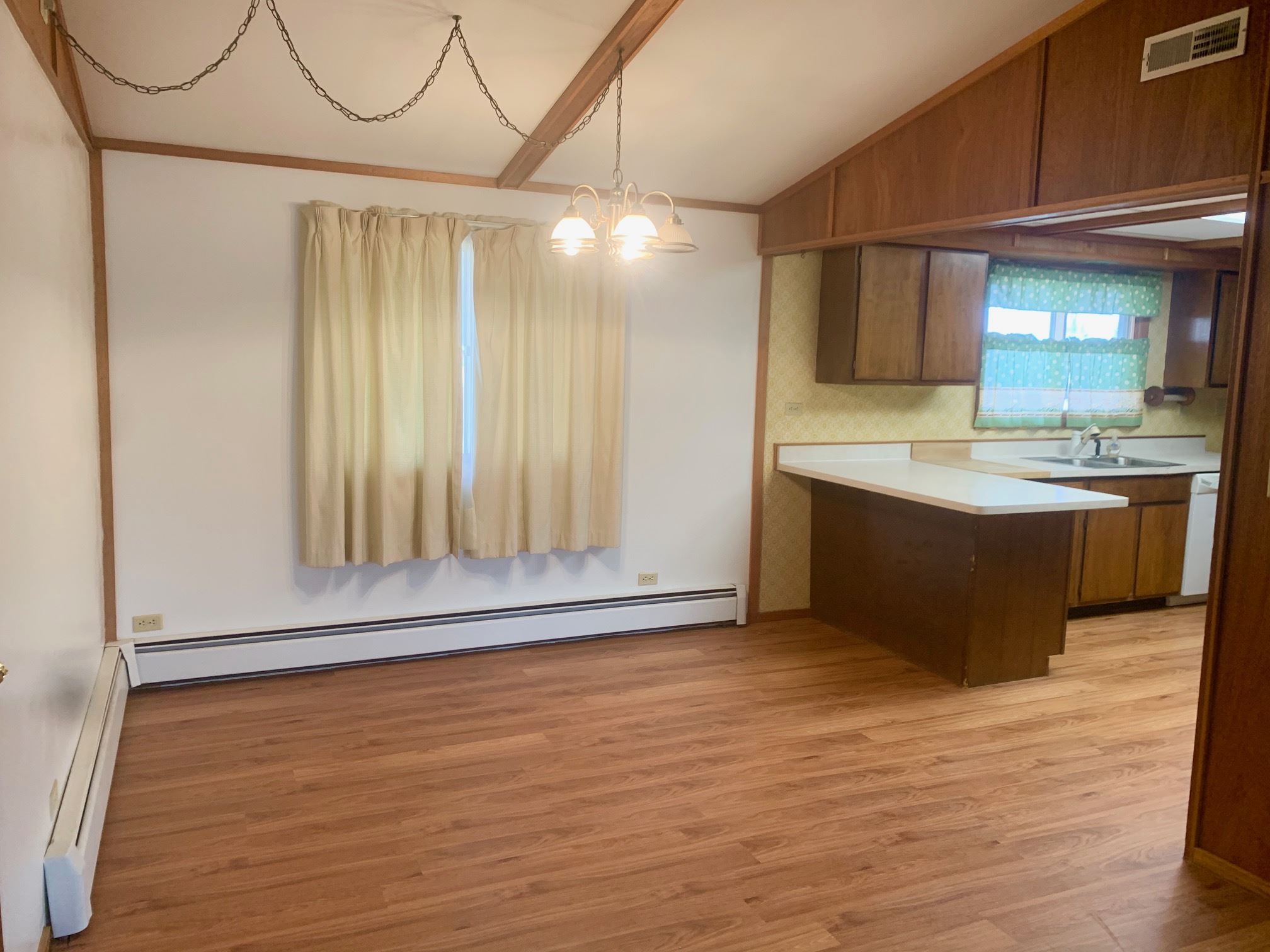 203 East Rutledge Street Petersburg, IL 62675 - Photo 18 of 22 Gallery Image 18