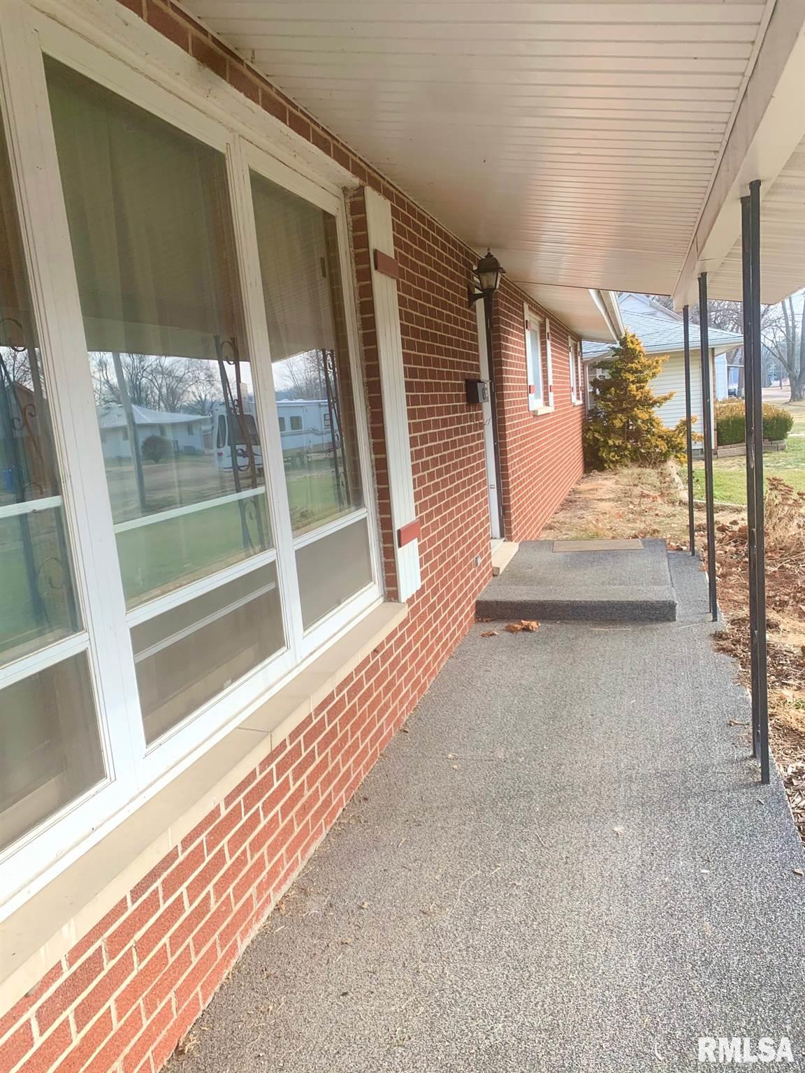 203 East Rutledge Street Petersburg, IL 62675 - Photo 22 of 22 Gallery Image 22