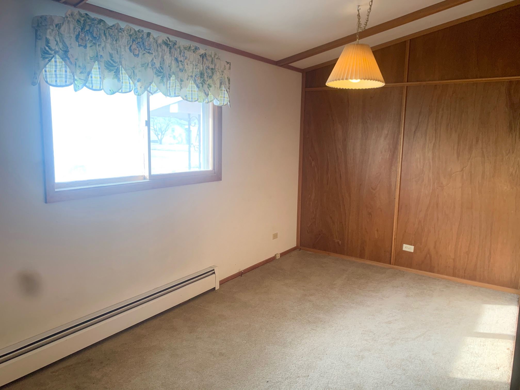 203 East Rutledge Street Petersburg, IL 62675 - Photo 8 of 22 Gallery Image 8