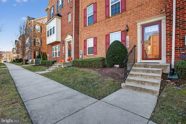 $3,500 | 10937 St Patricks Pk Alley, Waldorf, MD 20603