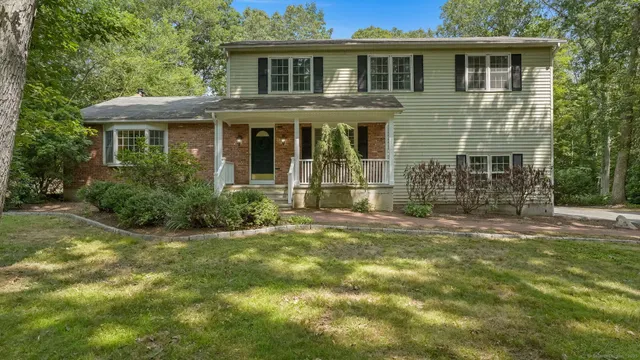 $650,000 | 69 High Rock Road, Newtown, CT 06482