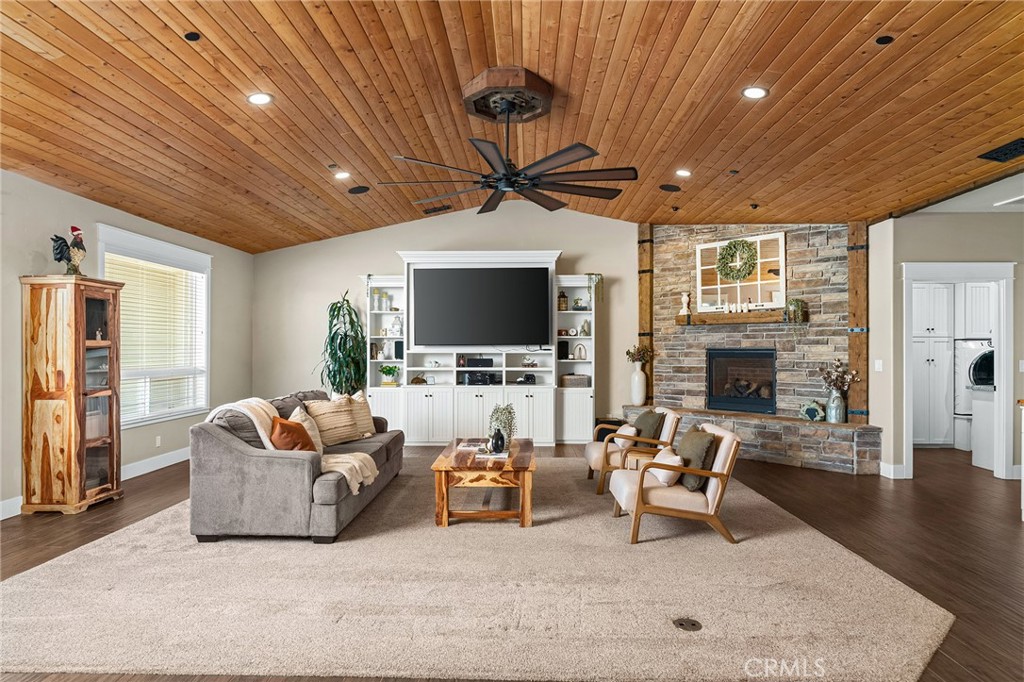 5402 Hickory Way Paradise, CA 95969 - Photo 5 of 71