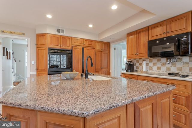 $835,000 | 9 Maude Circle, Paoli, PA 19301