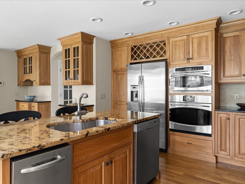 36 Ridge Drive Narragansett, RI 02882 - Photo 13 of 40