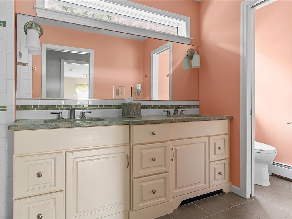 36 Ridge Drive Narragansett, RI 02882 - Photo 25 of 40