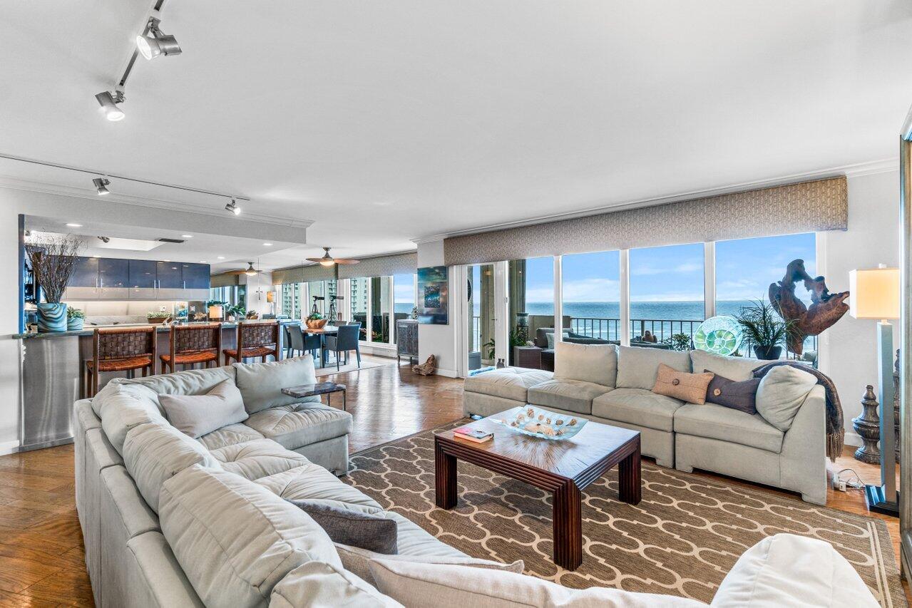 4301 North Ocean Boulevard, Unit A702 Boca Raton, FL 33431 - Photo 12 of 28 011-4301NorthOceanBoulevard-BocaRaton-FL
