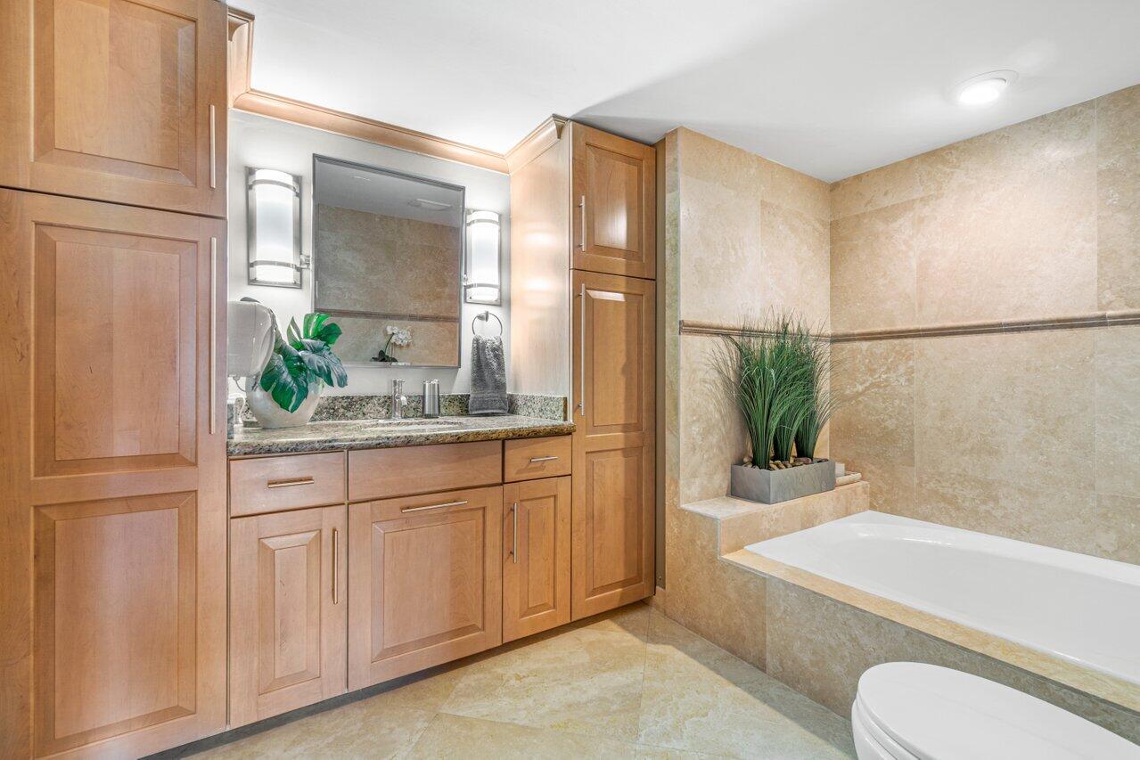 4301 North Ocean Boulevard, Unit A702 Boca Raton, FL 33431 - Photo 19 of 28 019-4301NorthOceanBoulevard-BocaRaton-FL