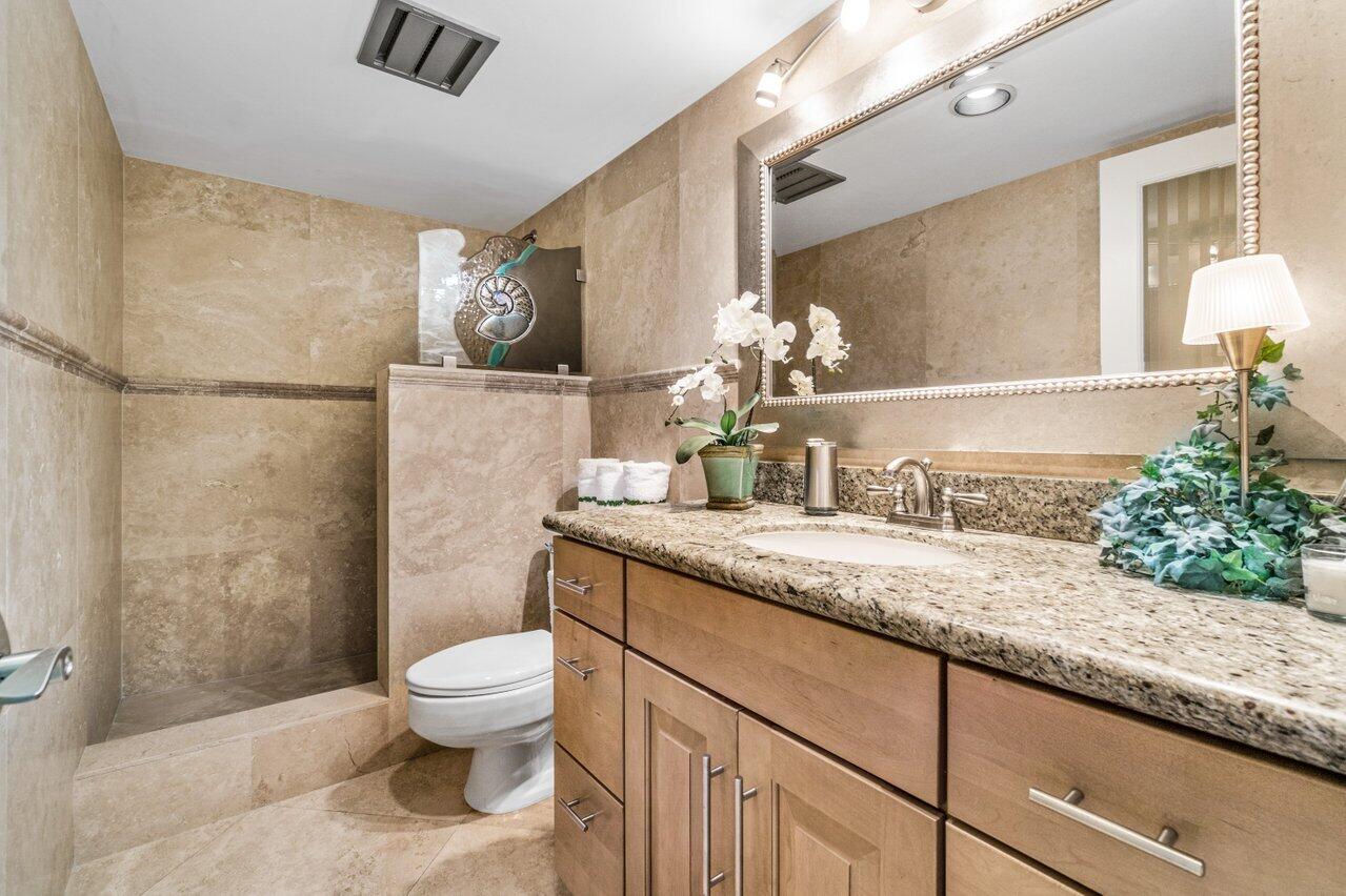 4301 North Ocean Boulevard, Unit A702 Boca Raton, FL 33431 - Photo 22 of 28 025-4301NorthOceanBoulevard-BocaRaton-FL