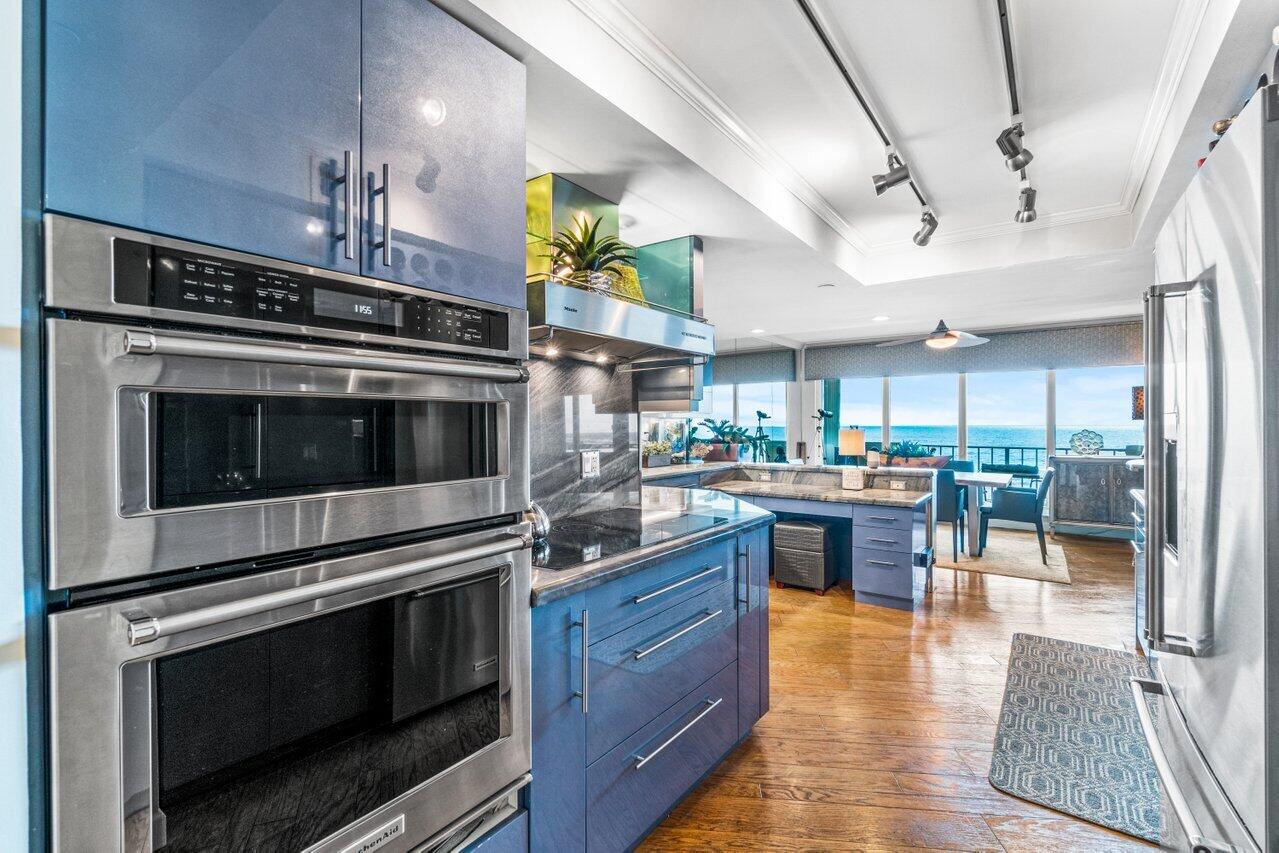 4301 North Ocean Boulevard, Unit A702 Boca Raton, FL 33431 - Photo 5 of 28 004-4301NorthOceanBoulevard-BocaRaton-FL