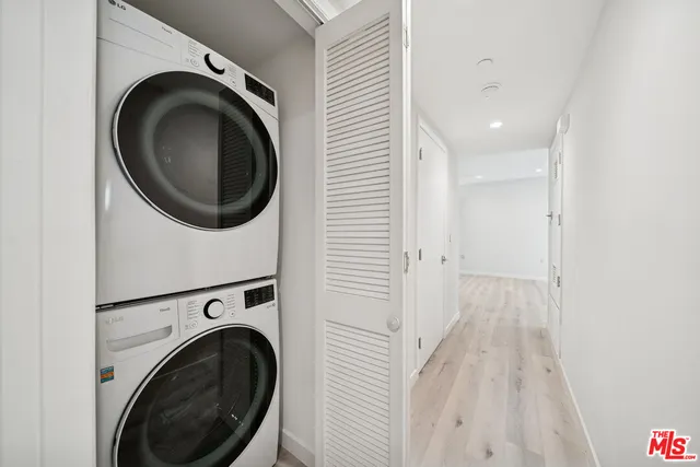 $4,611 | 1051 South Corning Street, Unit 102, Los Angeles, CA 90035