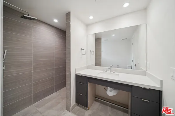 $4,495 | 1051 South Corning Street, Unit 102, Los Angeles, CA 90035