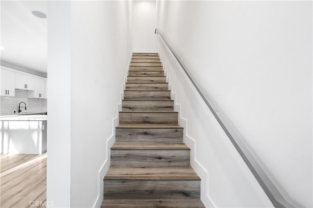 5000 Cleon Avenue, Unit 1/2 North Hollywood, CA 91601 - Photo 14 of 36 a view of entryway and hall with wooden floor