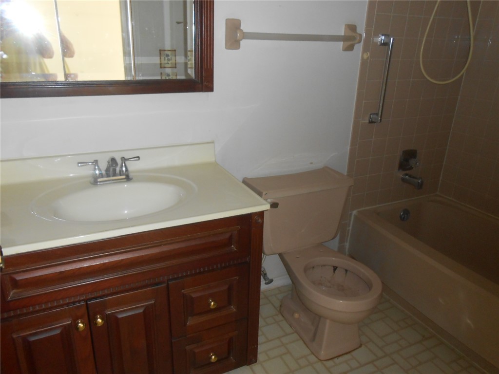 5778 Waynegate Road Huber Heights, OH 45424 - Photo 32 of 38