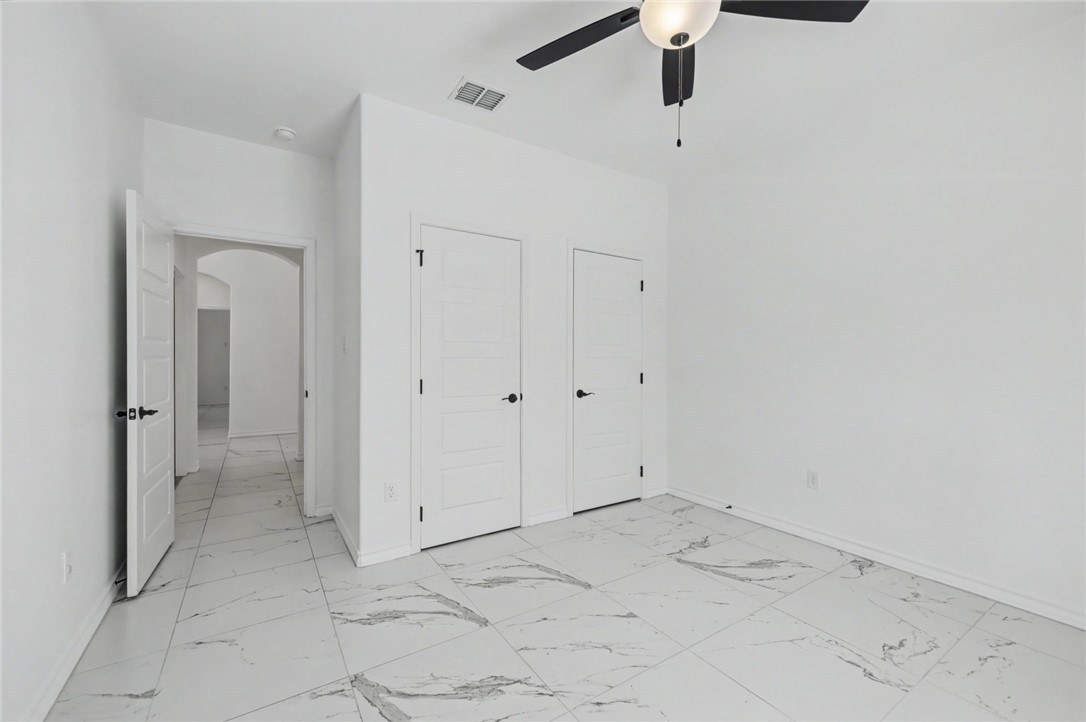 118 Amethyst Street Portland, TX 78374 - Photo 27 of 39 a view of room