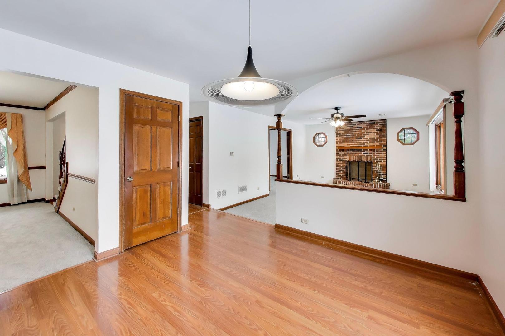 1111 Samstag Court Naperville, IL 60563 - Photo 16 of 61