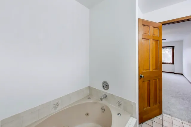 $642,000 | 1111 Samstag Court, Naperville, IL 60563