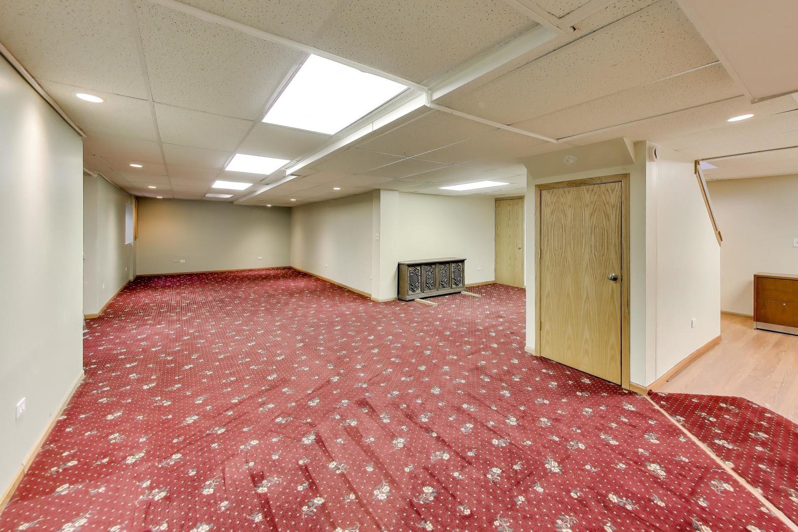 1111 Samstag Court Naperville, IL 60563 - Photo 48 of 61