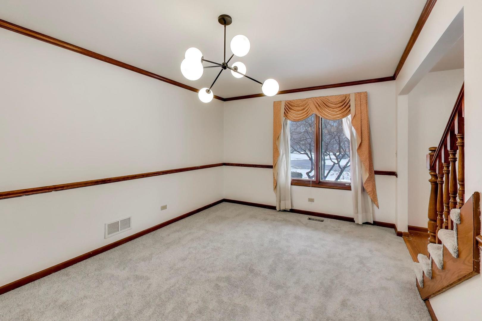 1111 Samstag Court Naperville, IL 60563 - Photo 7 of 61