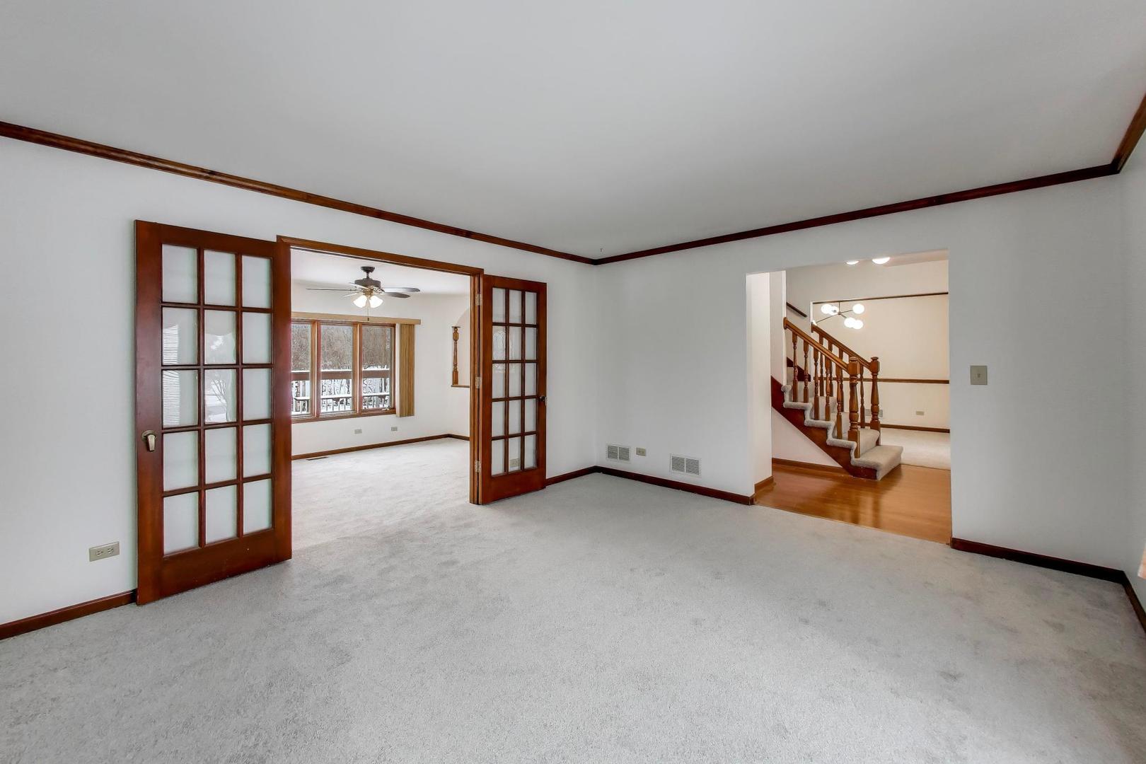 1111 Samstag Court Naperville, IL 60563 - Photo 10 of 61