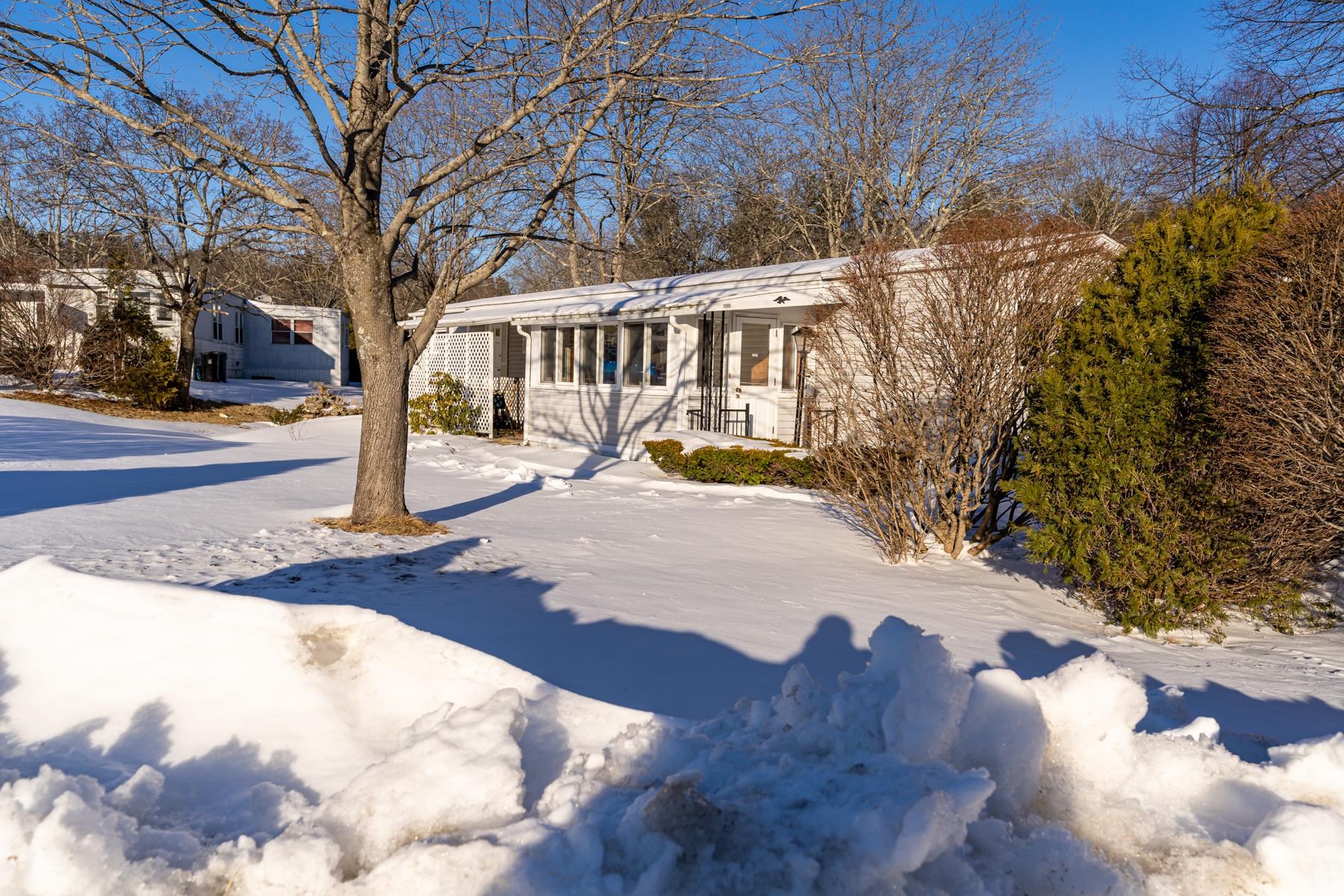 4 Arrowbrook Road Dover, NH 03820 - Photo 1 of 24