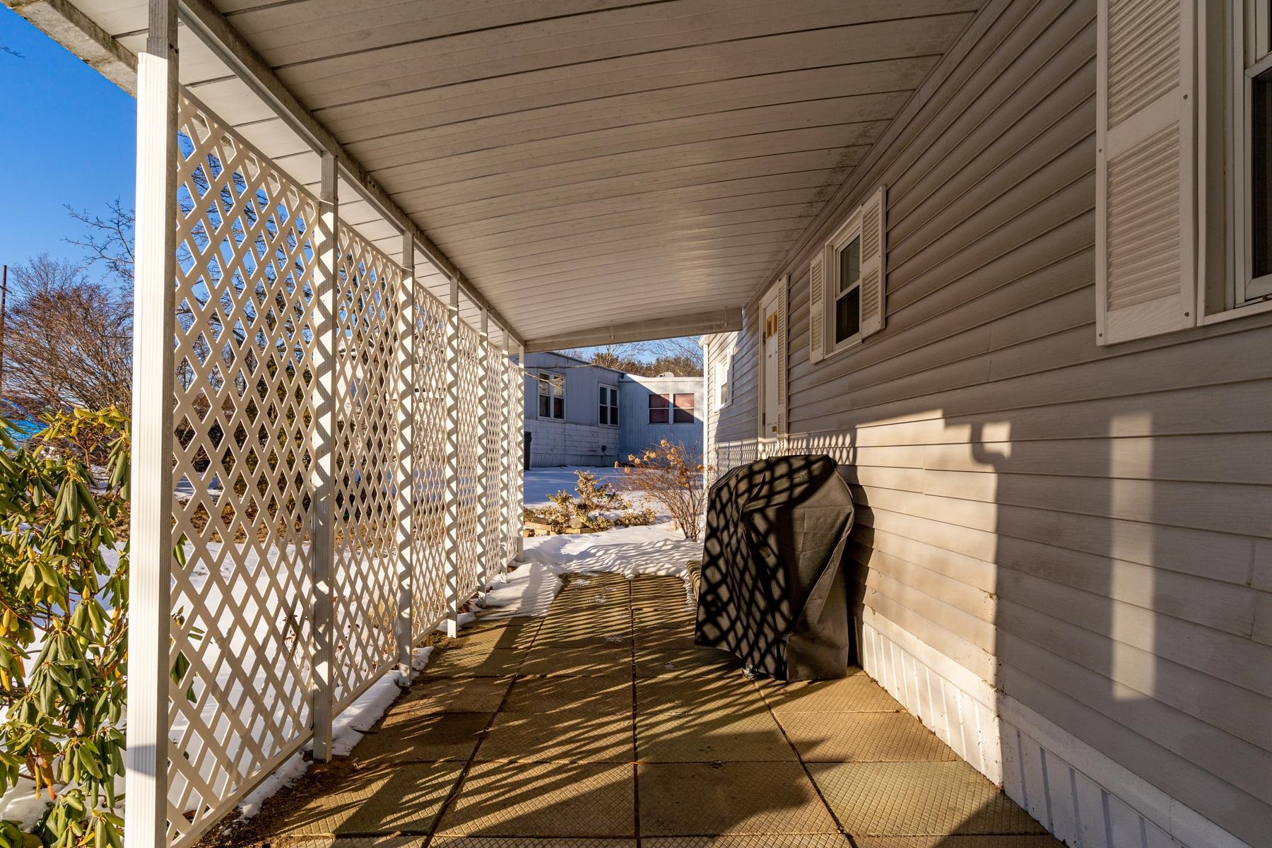 4 Arrowbrook Road Dover, NH 03820 - Photo 20 of 24