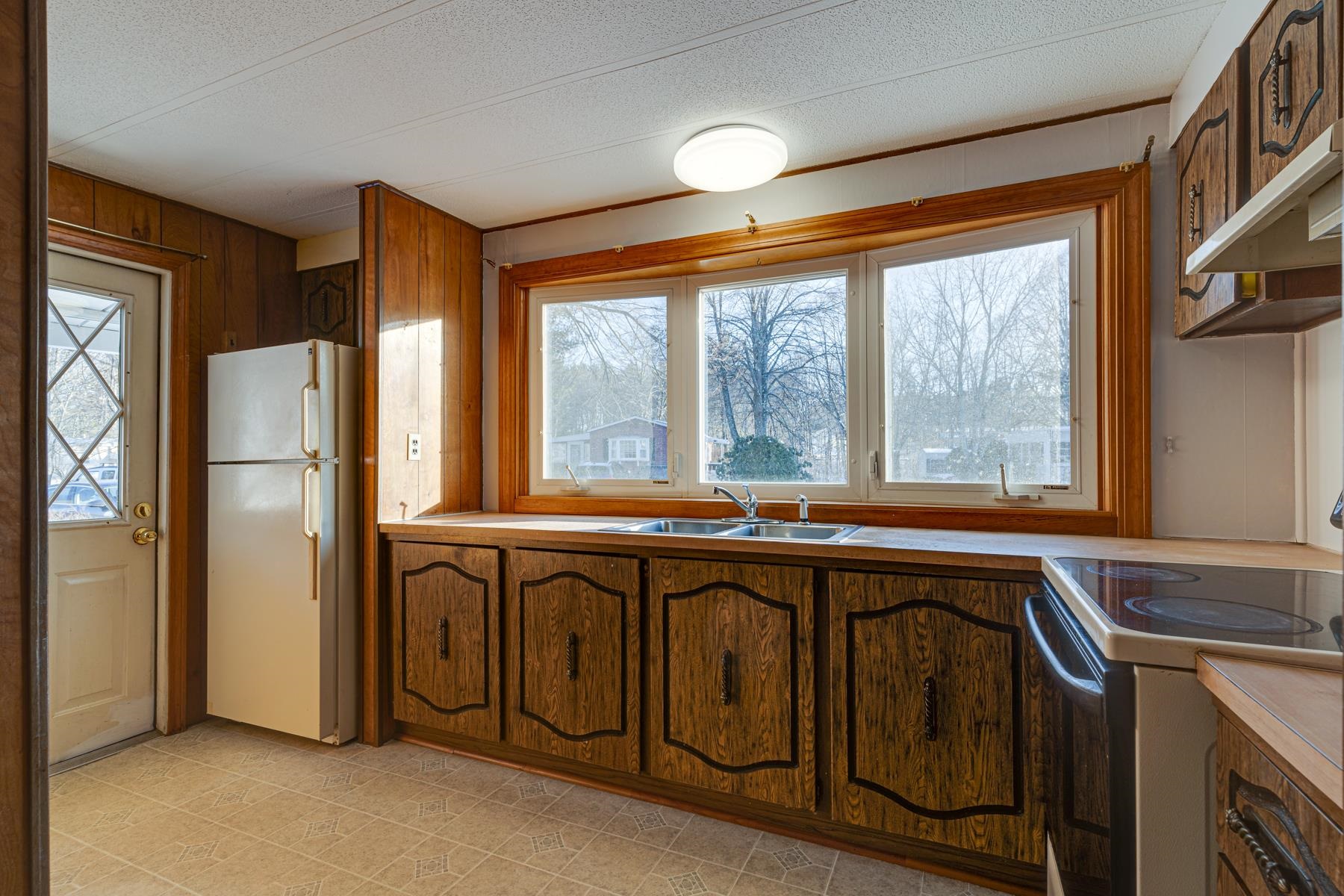 4 Arrowbrook Road Dover, NH 03820 - Photo 5 of 24